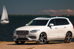 Nowe Volvo XC90 [pierwsza jazda, cena]