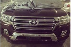 Nowa Toyota Land Cruiser 200 na szpiegowskich zdjęciach