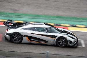 Koenigsegg One:1 z nowym rekordem [wideo]