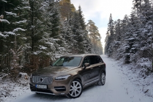 Test Volvo XC90 D5 225KM, czyli luksus zaparkował na blogu