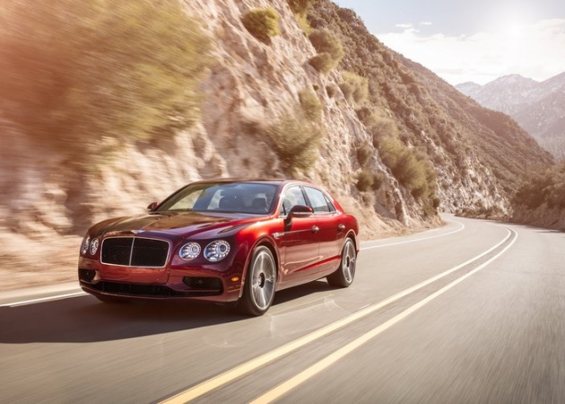 Bentley Flying Spur V8 S (2016) - sportowa twarz luksusu