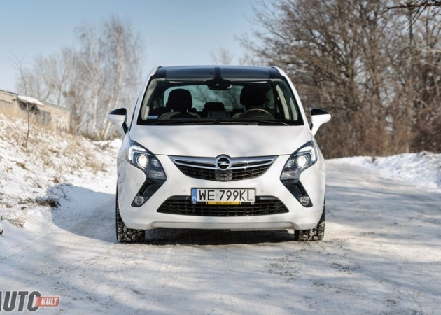 Opel Zafira Tourer 2.0 CDTI AT Cosmo - test, opinia, spalanie, cena