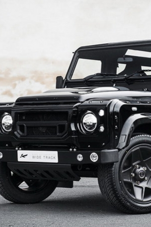 Land Rover Defender The End Edition w wykonaniu Kahn Design