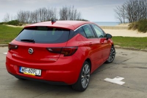 Jak jeździ nowy Opel Astra 1.4 Elite? [test]