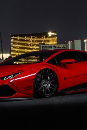 Liberty Walk Lamborghini Huracán - w bieli czy w czerwieni?