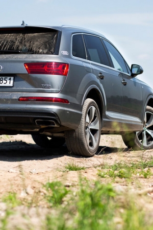 Audi Q7 3.0 TFSI S line – test [wideo]