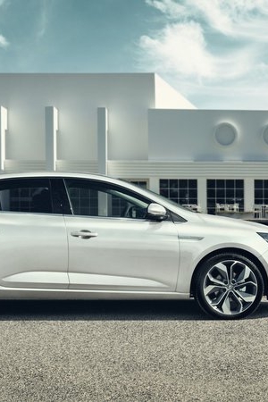 Nowe Renault Megane Sedan - pierwsze zdjęcia