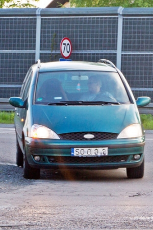 Jak powinien zachować się kierowca podczas kontroli drogowej?