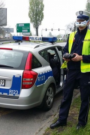 Policja wykorzysta drony do walki z piratami drogowymi