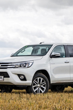 Nowe oblicze Toyoty Hilux, a co z charakterem?