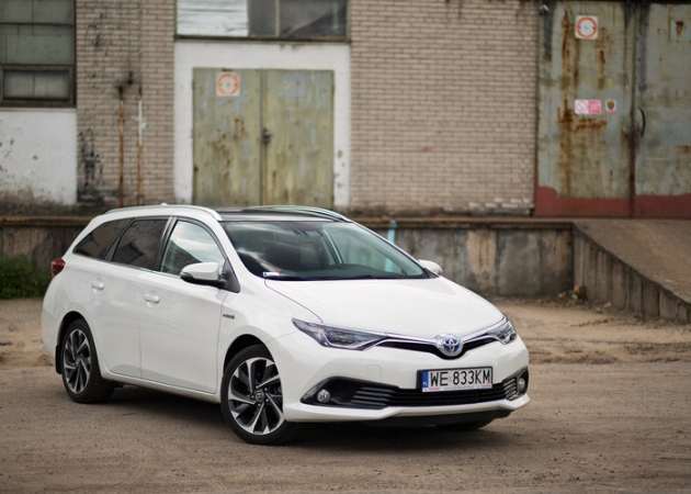 Toyota Auris Touring Sports 1.8 Hybrid Comfort – test – test [wideo]