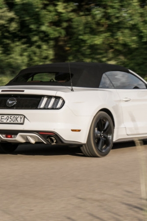 Ford Mustang (2015) Convertible 2.3 EcoBoost - galeria zdjęć