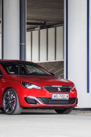 Peugeot 308 GTI jako hot-hatch poskromiony