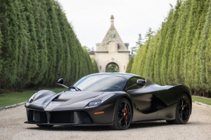 Dodatkowe LaFerrari dla ofiar trzęsienia ziemi we Włoszech