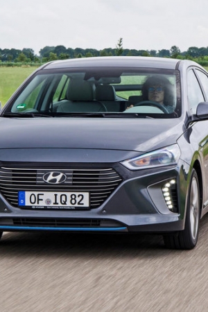 Hyundai IONIQ Hybrid (2016) - znamy ceny w Polsce