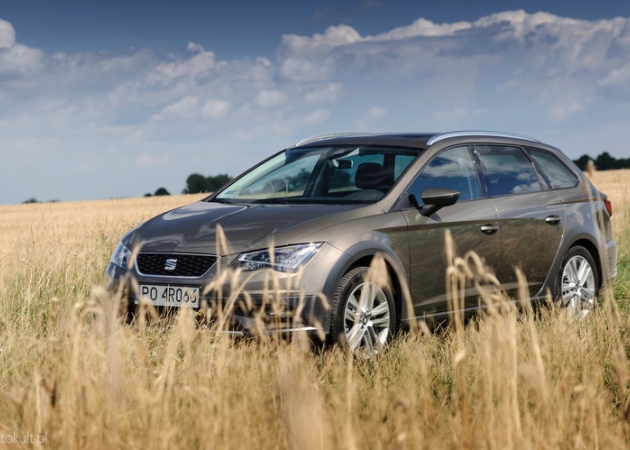 Seat Leon X-Perience 2.0 TDI 184 KM DSG 4Drive - zdjęcia, wnętrze, bagażnik