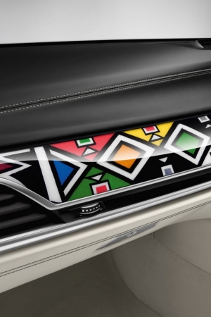 Wnętrze BMW Serii 7 stworzone przez 81-letnią artystkę z Afryki