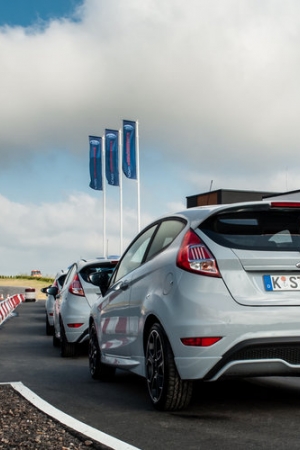 Ford Fiesta ST200 (2016) - zdjęcia