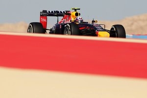 Plotki o nielegalnych testach Red Bulla