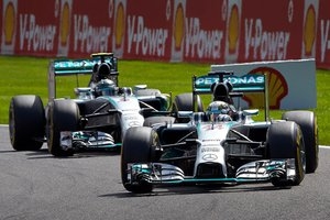 Lewis Hamilton: „Rosberg zrobił to umyślnie”