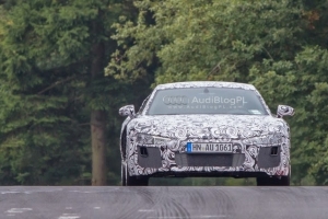 SpyShots: Audi R8