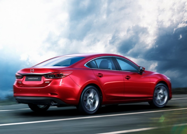 Mazda 6 po faceliftingu. Najmniej zmieniło się nadwozie