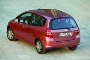Honda Jazz (2002-2008), czyli proste i przestronne auto. Oto jego wady i zalety