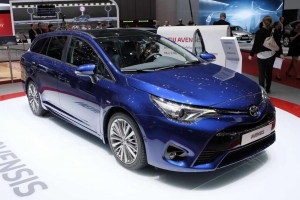 Toyota Avensis Facelift [Genewa 2015]