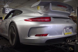 Porsche 911 GT3 z wydechem Fabspeed [wideo]