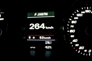 Tak przyspiesza Audi S5 [0-264 km/h]