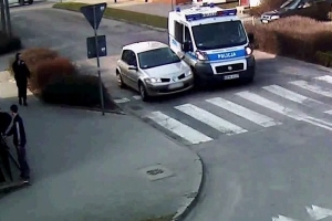 Tak jeździ polska policja [FAIL]