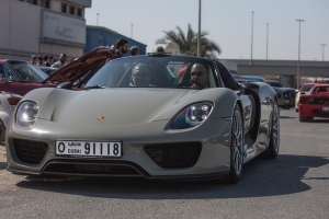 Porsche 918 Spyder w niecodziennych kolorach [zdjęcia]