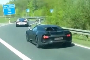 Bugatti Chiron przyłapany na autostradzie [wideo]